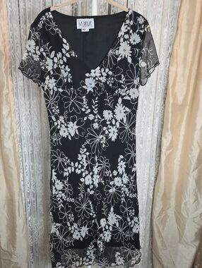 #217 Vtg 90s La Belle Floral Mesh Midi Dress Whimsigoth Black White Medium